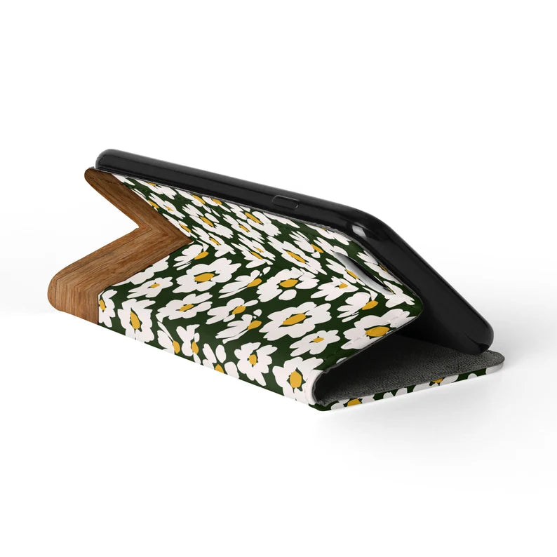 DAISY DREAMS Folio Wallet | For iPhone 13 Pro Max, iPhone 12 Mini, iPhone 11, iPhone SE, iPhone Xr, Galaxy S21, Galaxy S20, Galaxy S10
